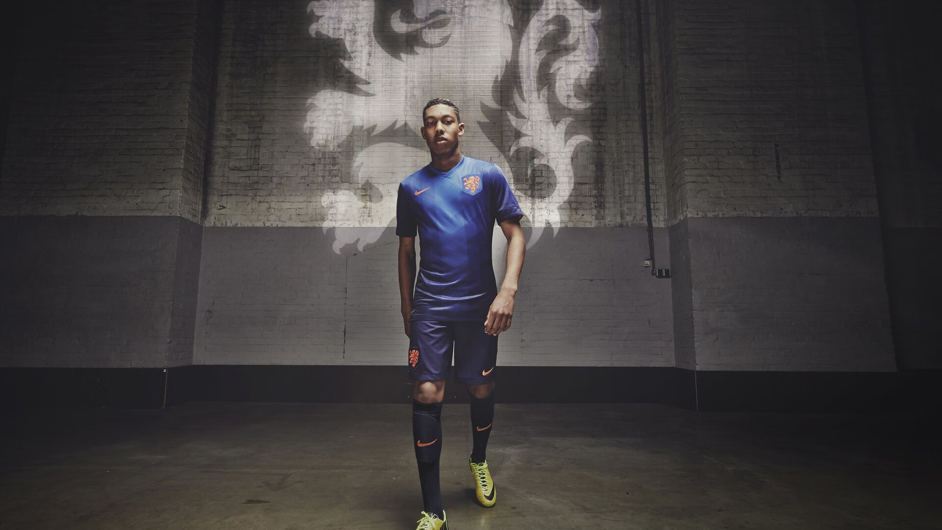 爱游戏在线娱乐官网-体育品牌加大投入布局高校市场，学校体育品牌